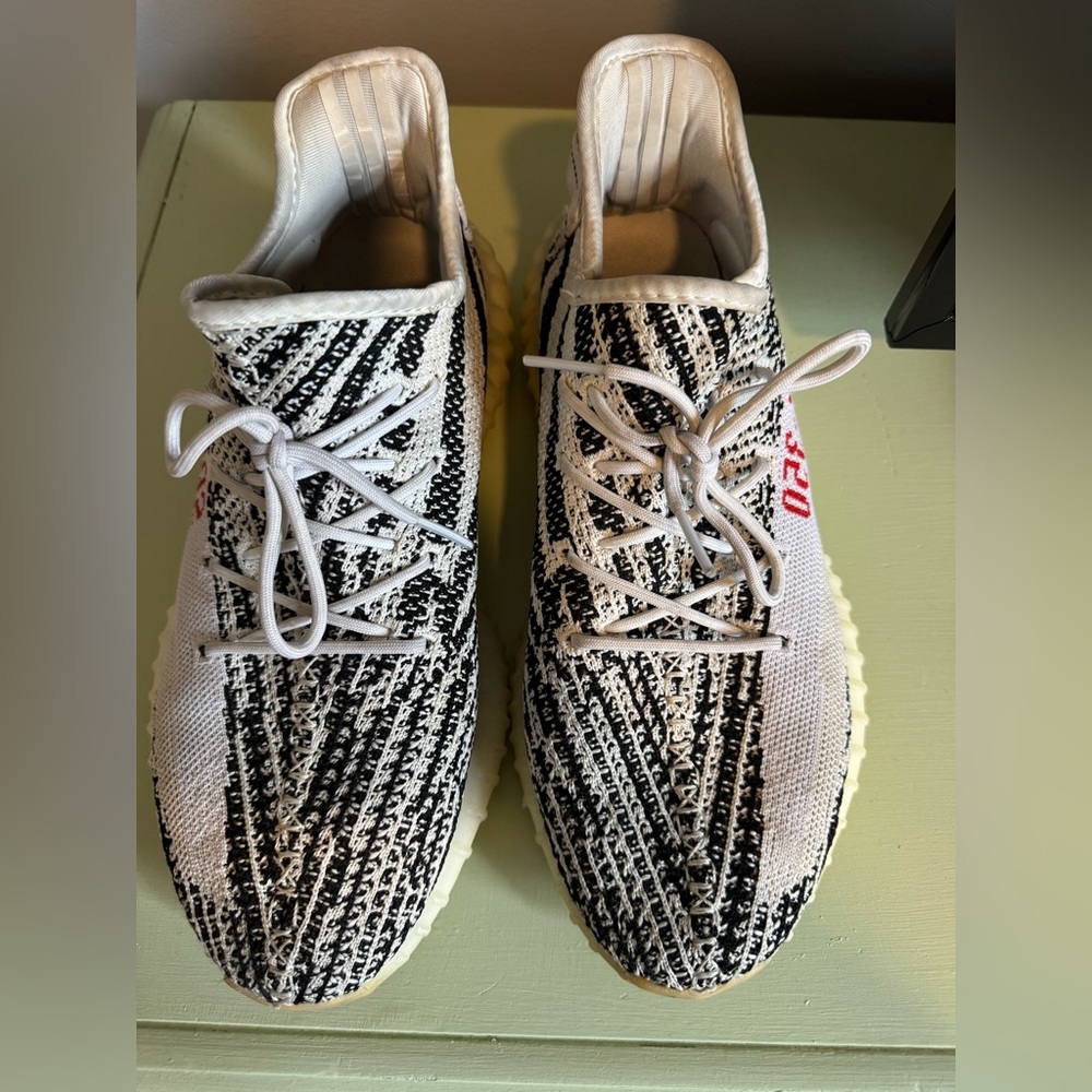 Yeezy 350 Zebra V2